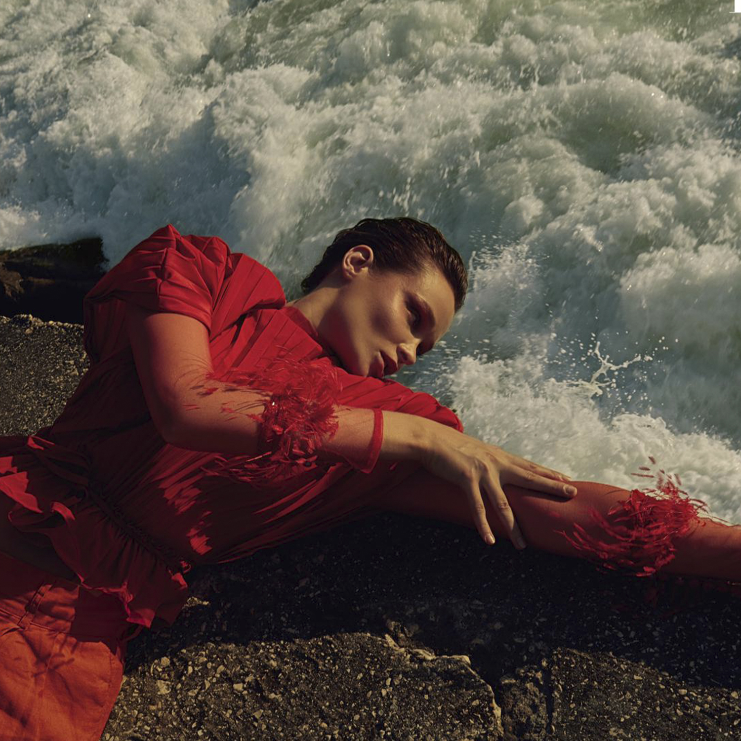 l'officiel australia red dress